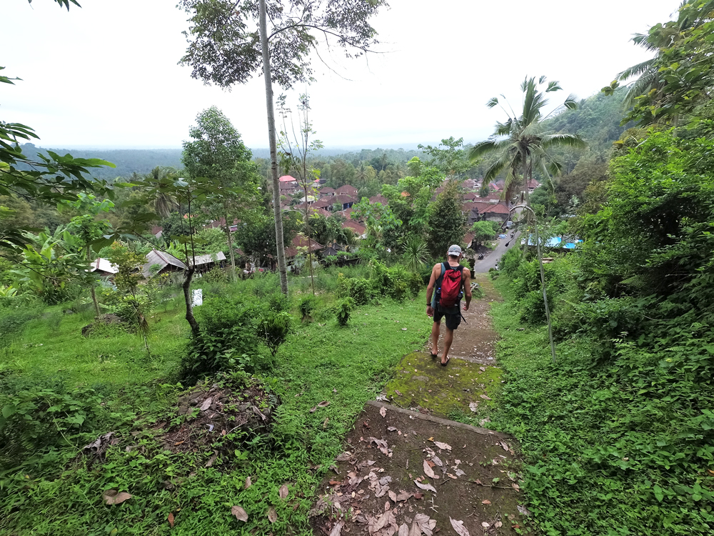 Path through nature and overlooking village near Griya Valud, Sideman